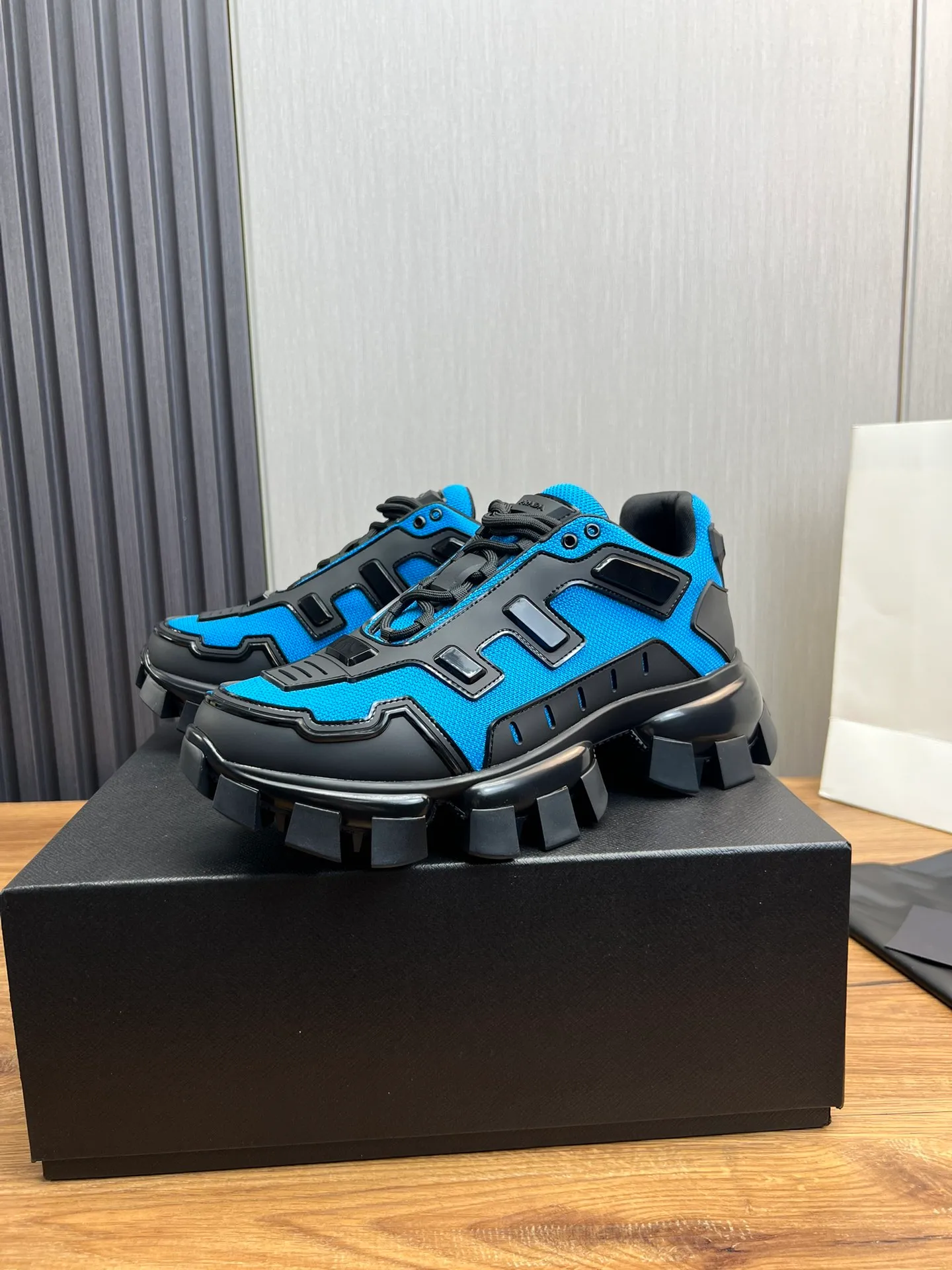 Men's shoes 💰620💰 [PRADA] Hot-selling thick-soled shoes 🔥 Available all year round ✔️Official website synchronization Original fly-knit film fabric + cowhide lining, 1⃣️:1⃣️reproduction, original sole, 38-45 (45 made to order, non-refundable)